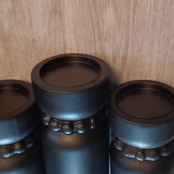 Decorate your space with this 10 item housewares bundle black wood light accent - Picture 4 of 7